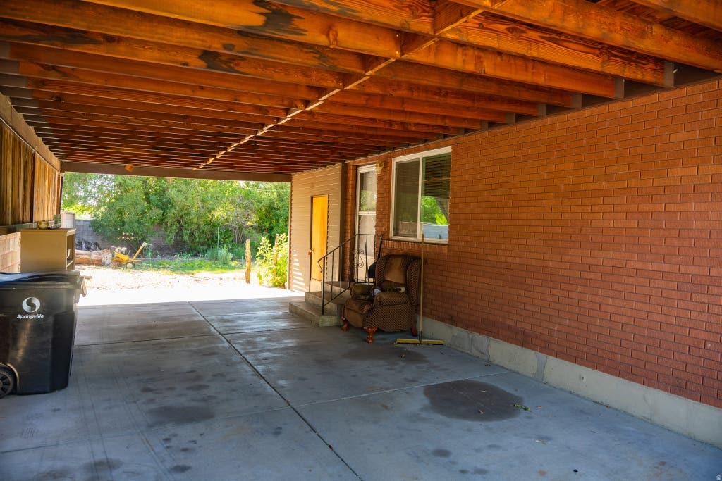 Photo of 320 S 1100 E, Springville, UT 84663 (MLS # 2166395)