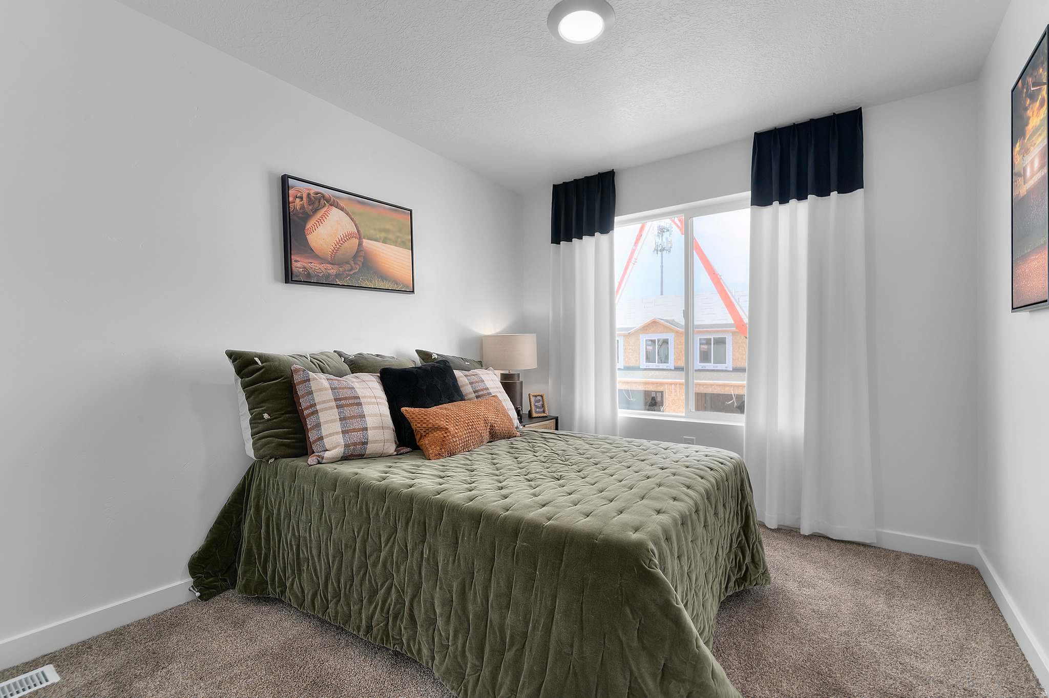 DIXON CREEK - Residential