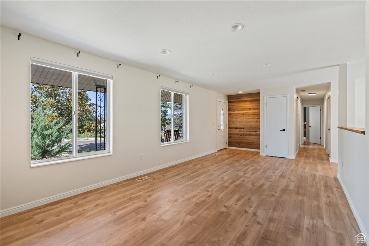 VALAIRE SUB - Residential