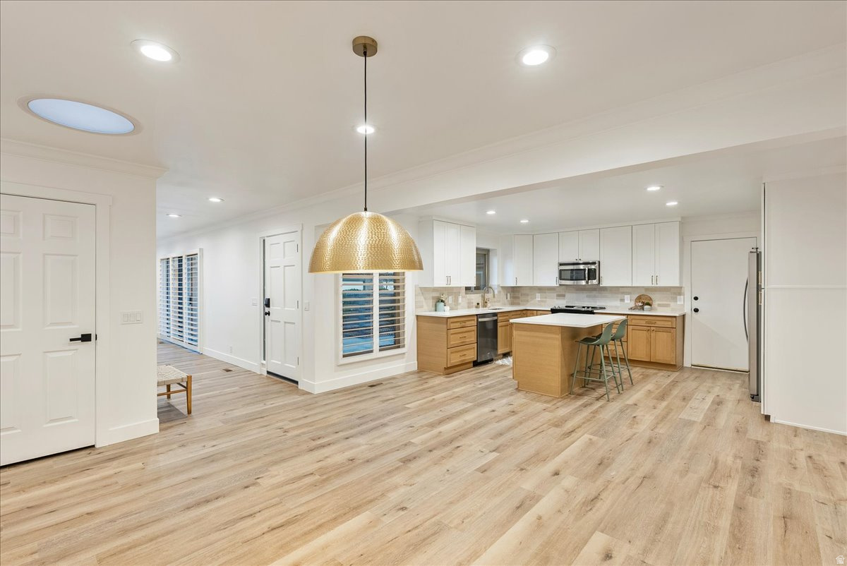 VINE STREET - Residential