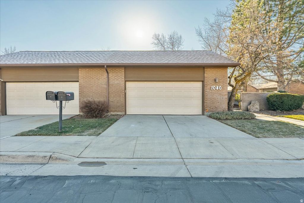 Photo of 1080 E 6135 S, Salt Lake City, UT 84121 (MLS # 2129866)