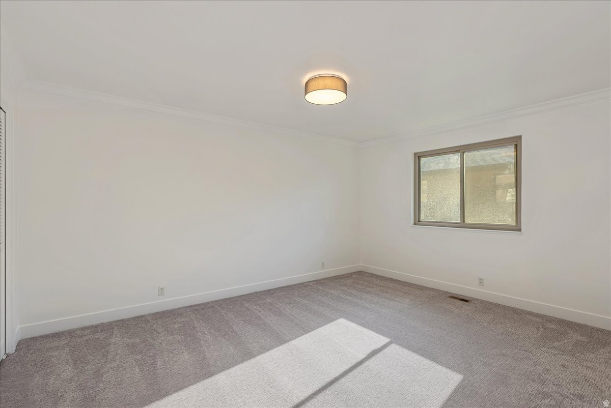 VINE STREET - Residential