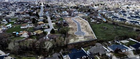 Photo of 11772 S MYERS LN W #101, Riverton, UT 84065 (MLS # 2108379)