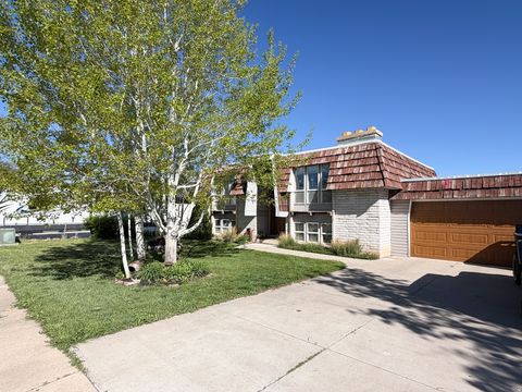 Photo of 1034 W 4250 S, Riverdale, UT 84405 (MLS # 2150540)