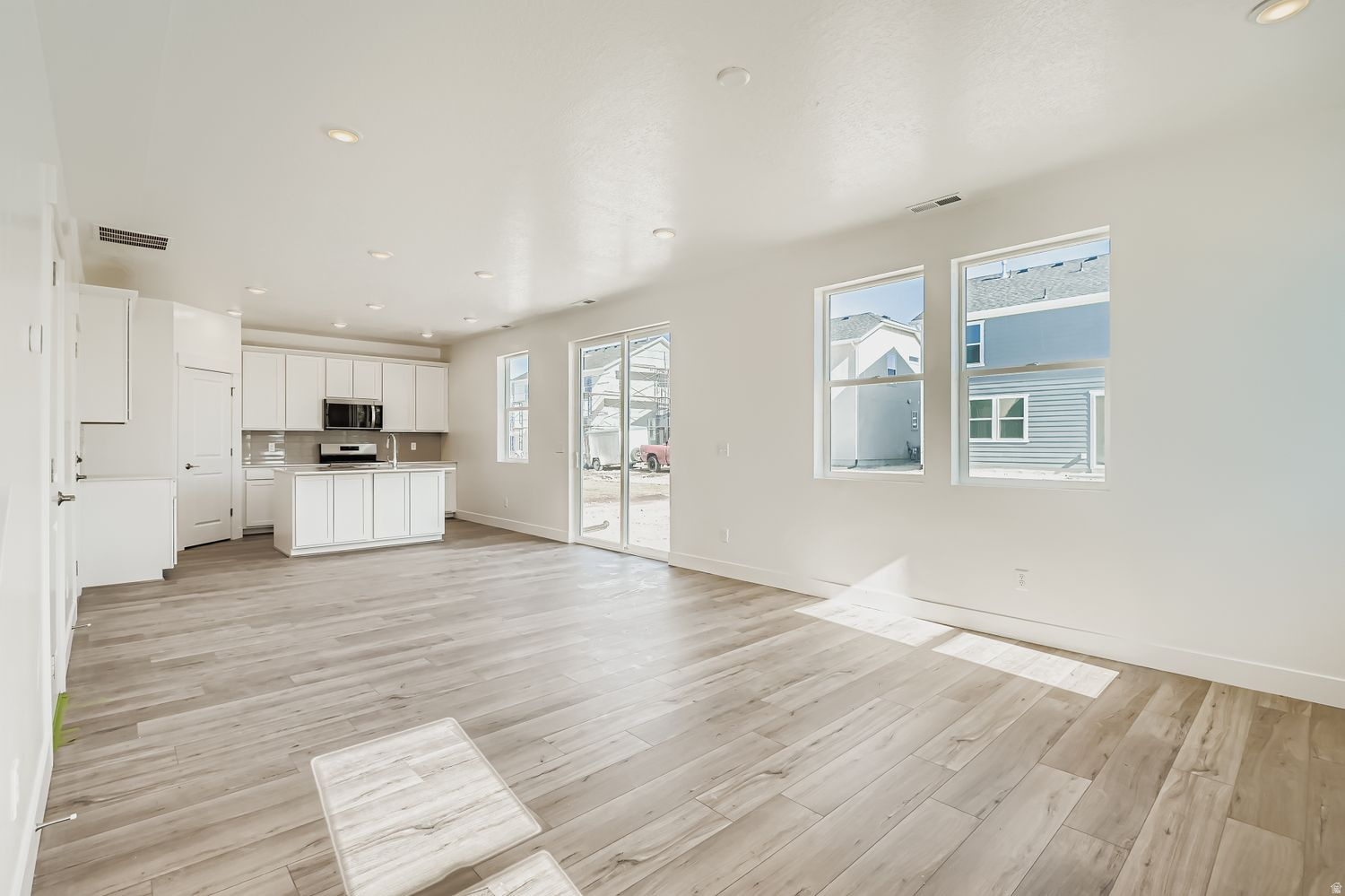 PIONEER MEADOWS - Residential