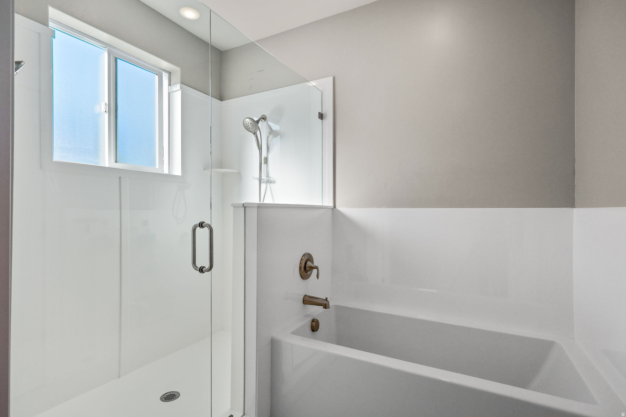 FOWLKE ESTATES - Residential