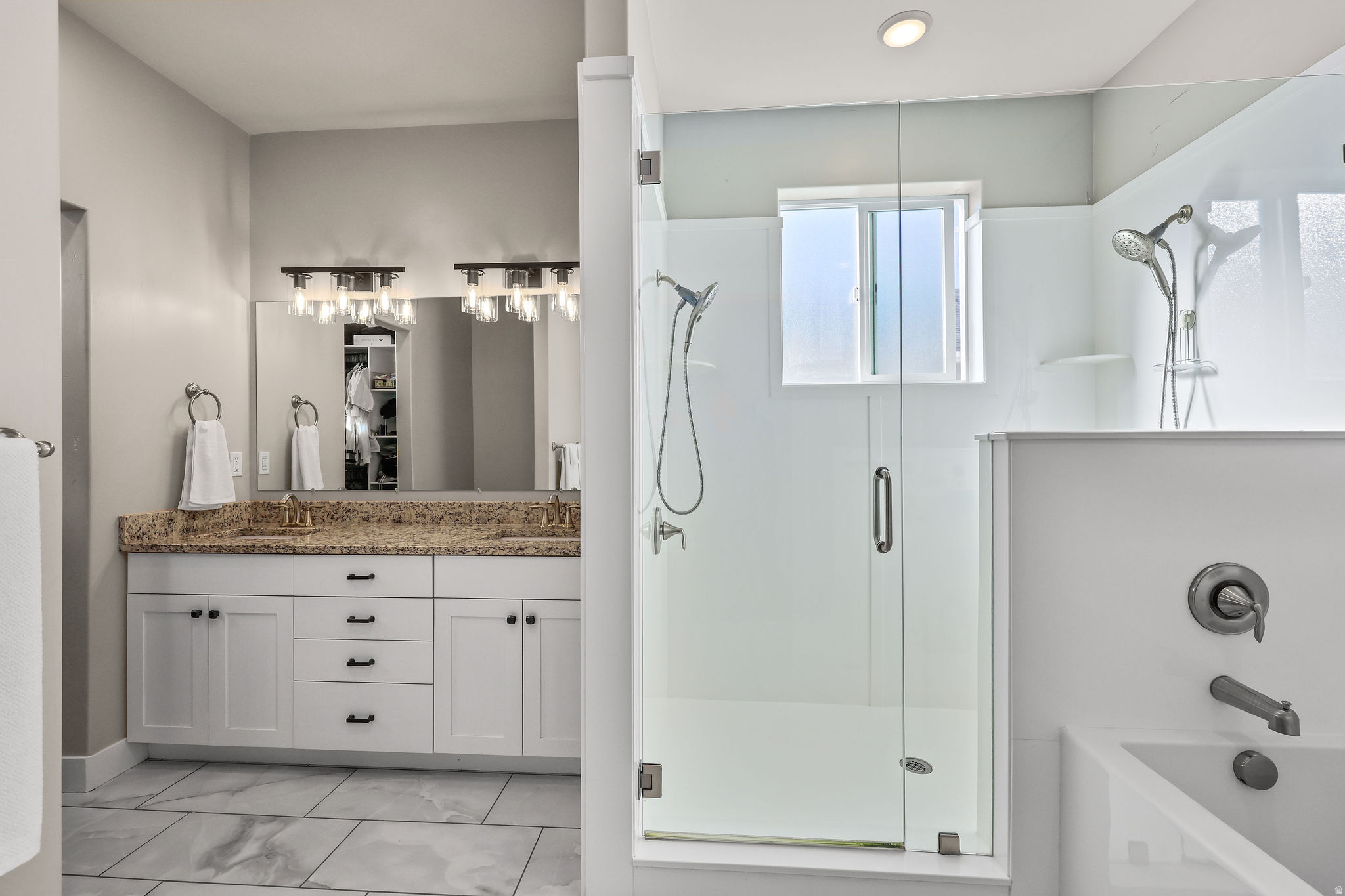 FOWLKE ESTATES - Residential