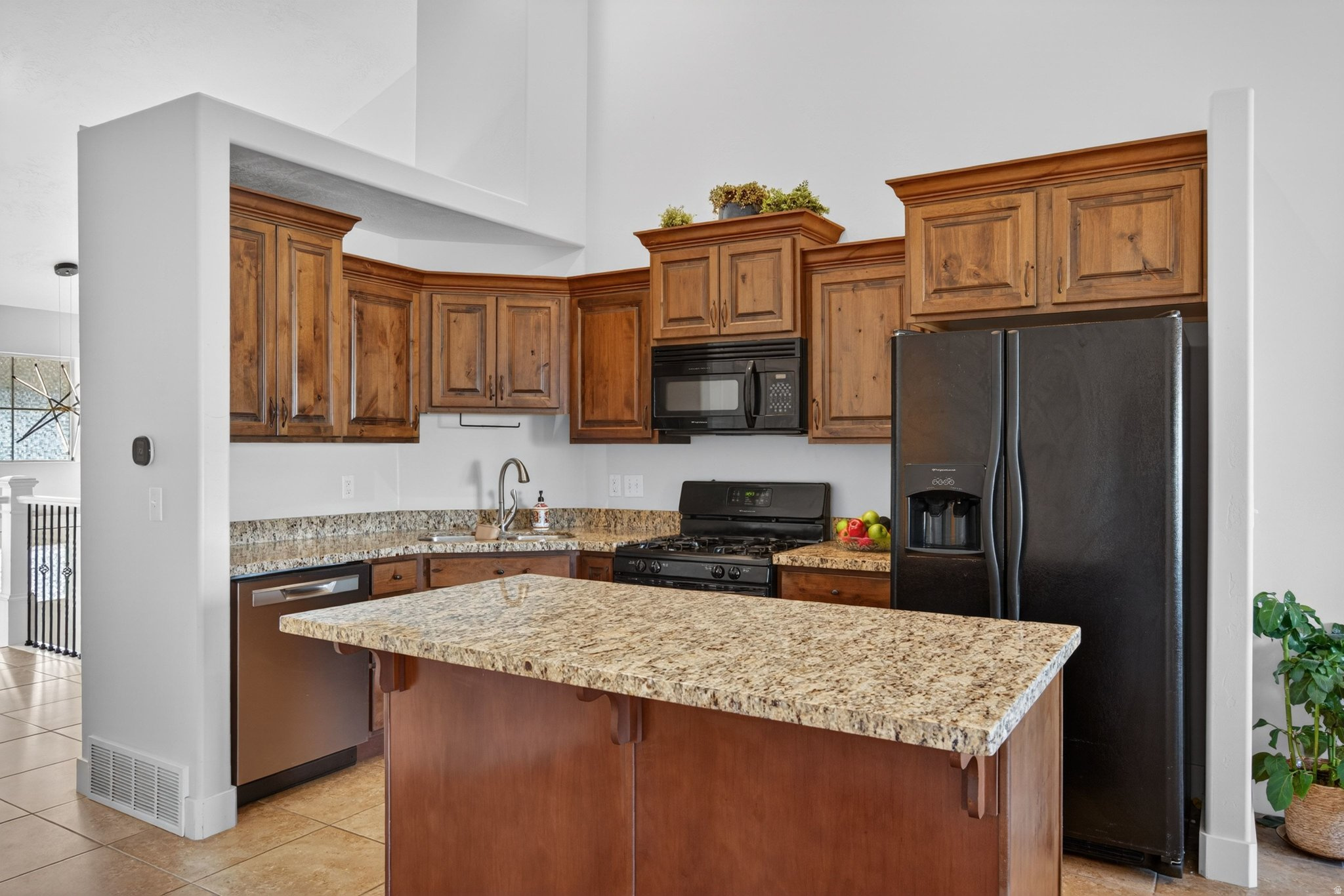 ORCHARD PINES - Residential