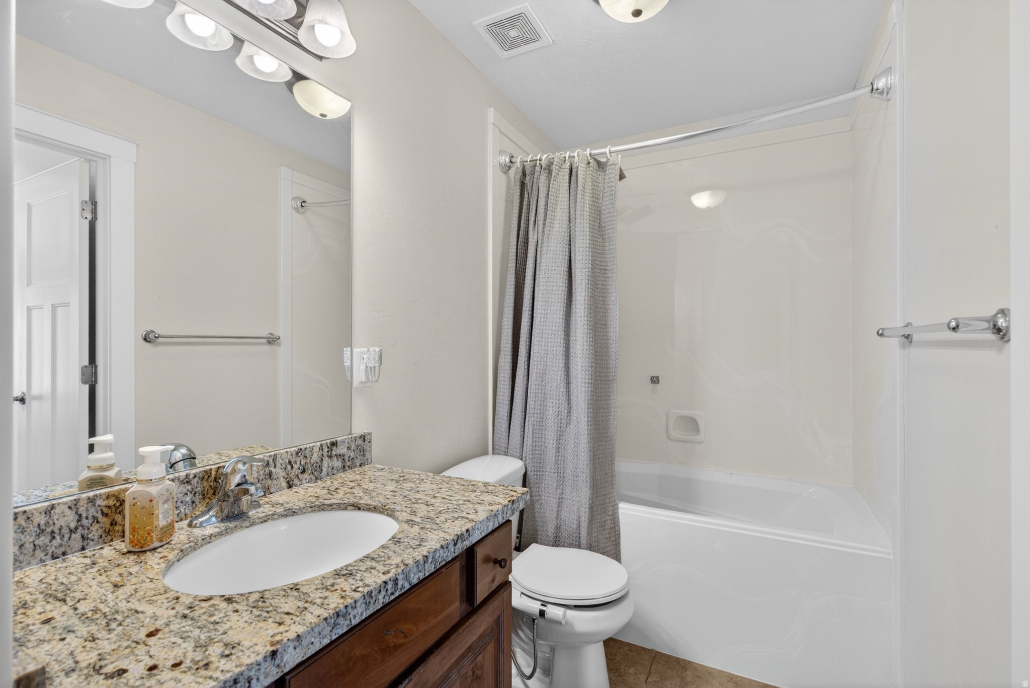 ORCHARD PINES - Residential