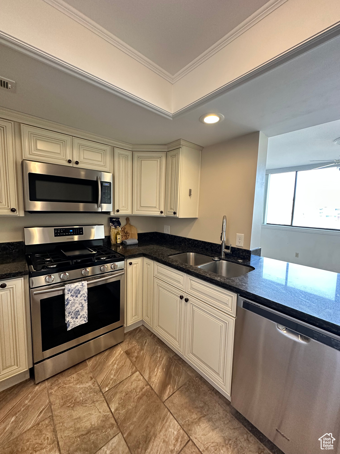 241 N Vine St St #901E, Salt Lake City, Utah image 1