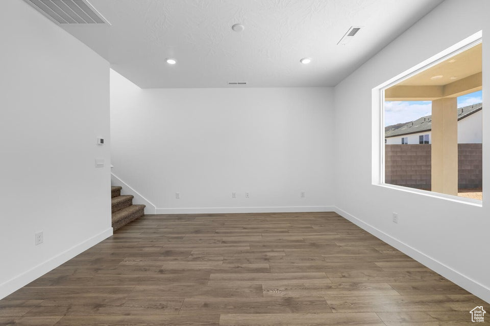 LONG VALLEY - Residential
