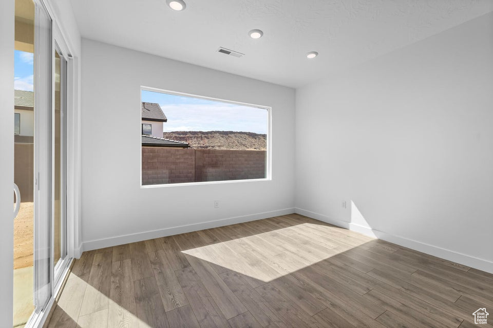 LONG VALLEY - Residential