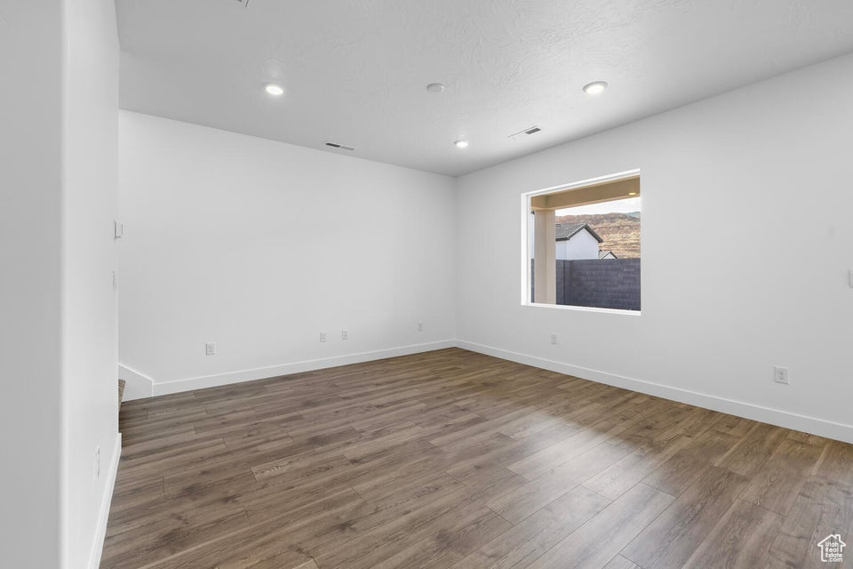 LONG VALLEY - Residential