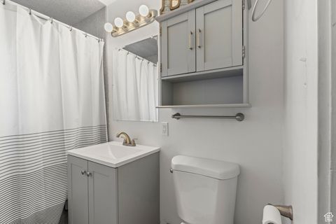 Tiny photo for 169 W 400 N, Clearfield, UT 84015 (MLS # 2115064)
