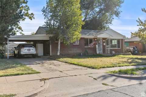 Tiny photo for 169 W 400 N, Clearfield, UT 84015 (MLS # 2115064)