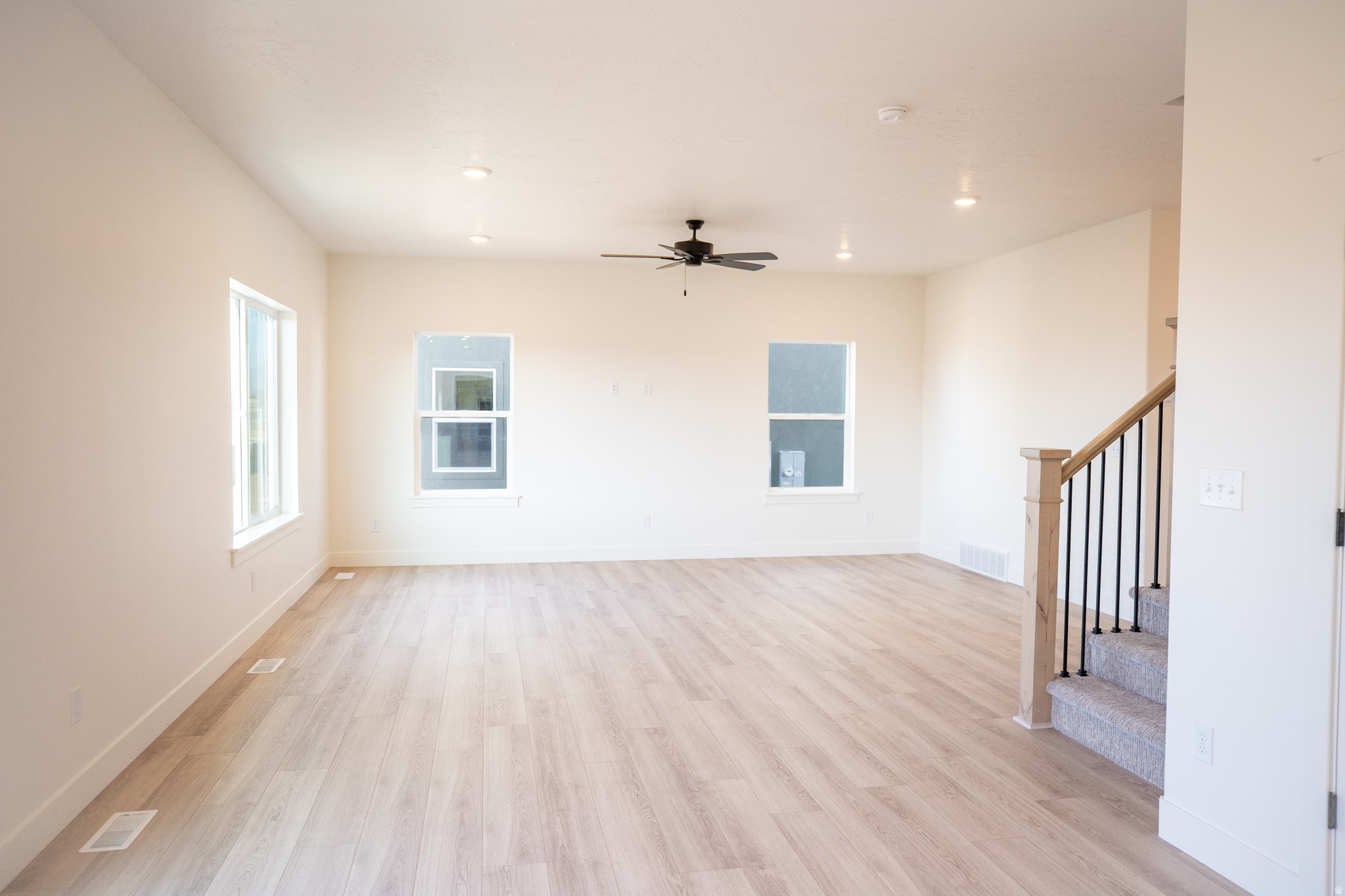 SALEM FIELDS - Residential