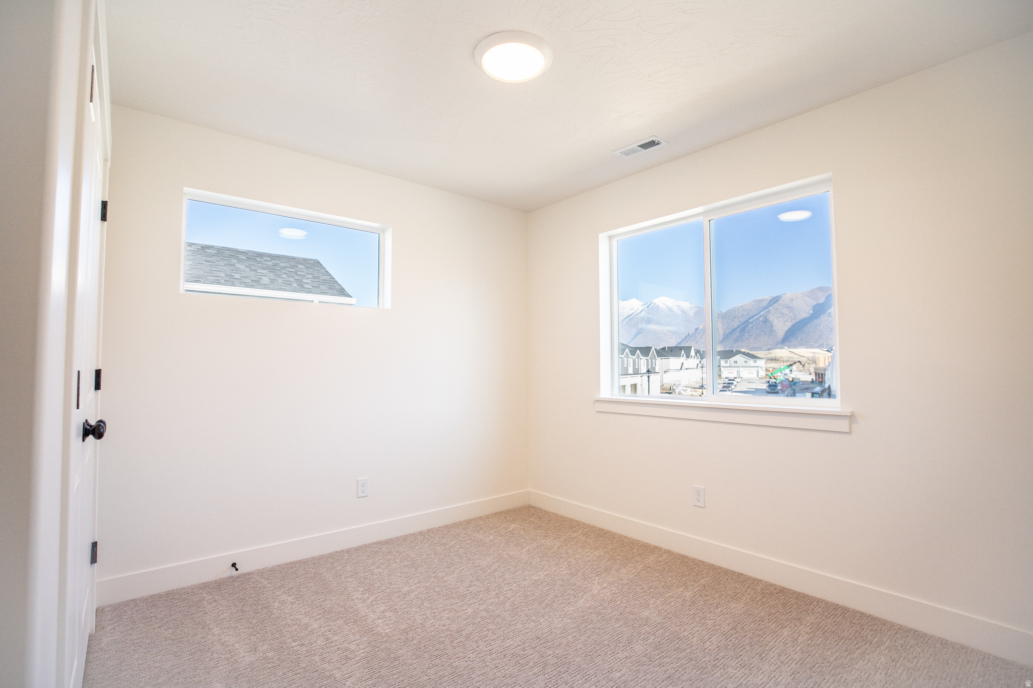 SALEM FIELDS - Residential