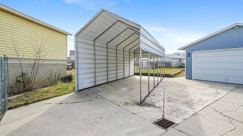 Tiny photo for 4036 S POWDER VIEW CIR, West Valley City, UT 84128 (MLS # 2139593)