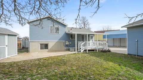 Tiny photo for 4036 S POWDER VIEW CIR, West Valley City, UT 84128 (MLS # 2139593)