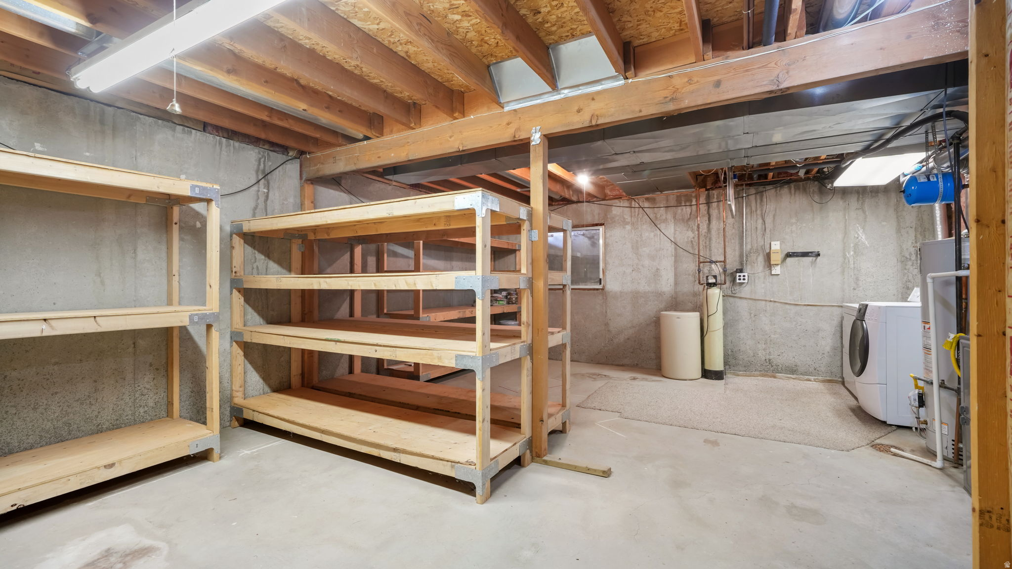 POWDERWOOD - Residential