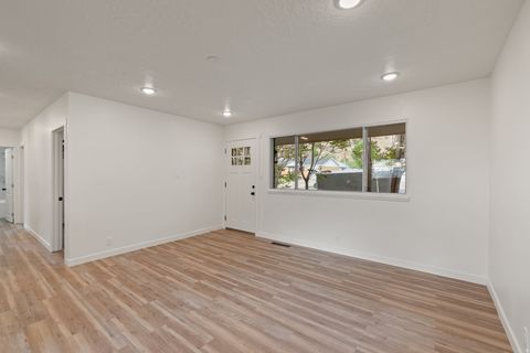 Tiny photo for 596 S 1500 E, Provo, UT 84606 (MLS # 2151310)