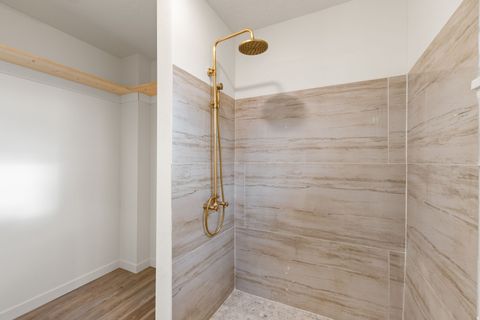 Tiny photo for 596 S 1500 E, Provo, UT 84606 (MLS # 2151310)