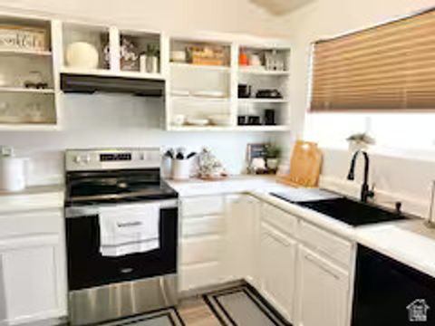 Tiny photo for 1453 W LANCELOT DR S, West Valley City, UT 84119 (MLS # 2123413)