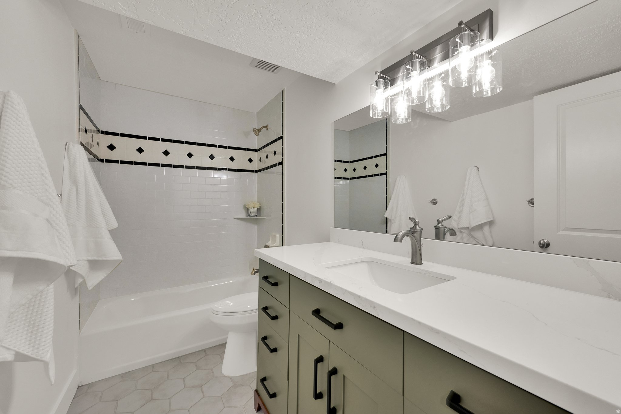 FALL OAKS - Residential