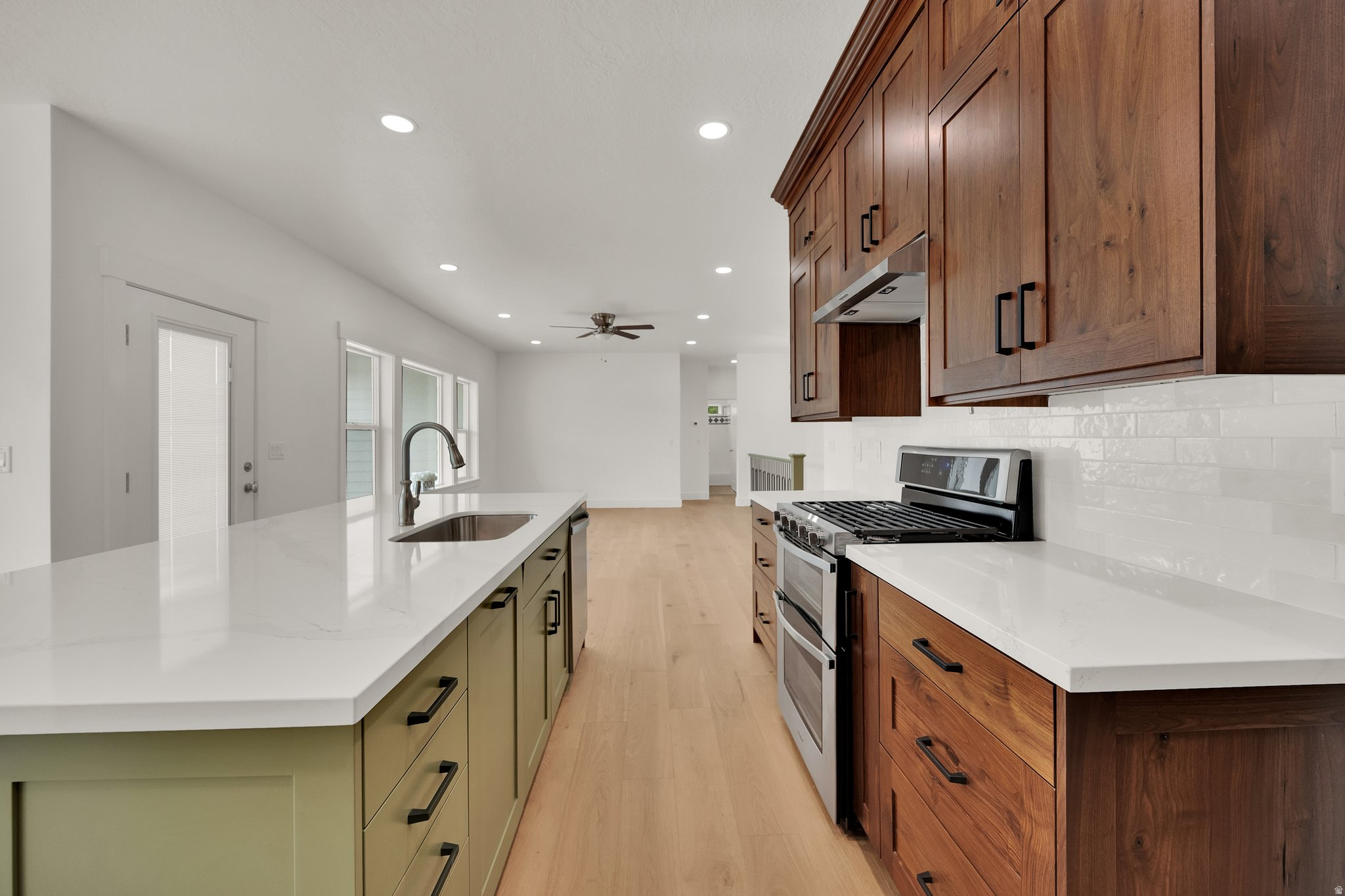 FALL OAKS - Residential