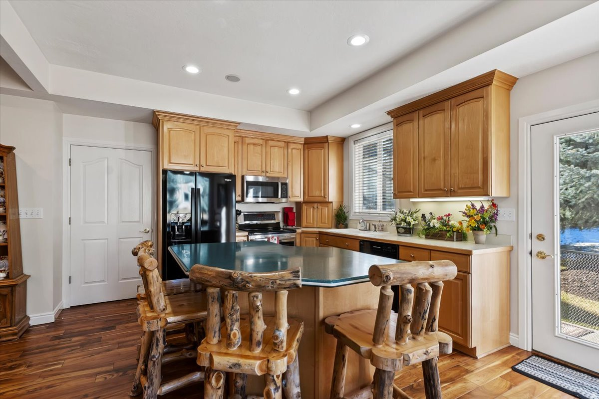 COTTAGES ON THE GREEN - Residential