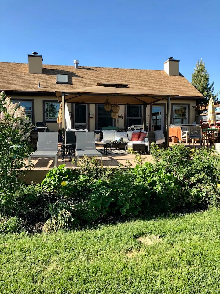 SILVER CREEK ESTATES - Residential