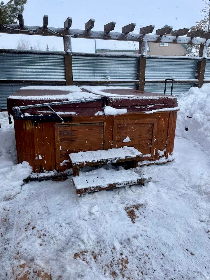 SILVER CREEK ESTATES - Residential