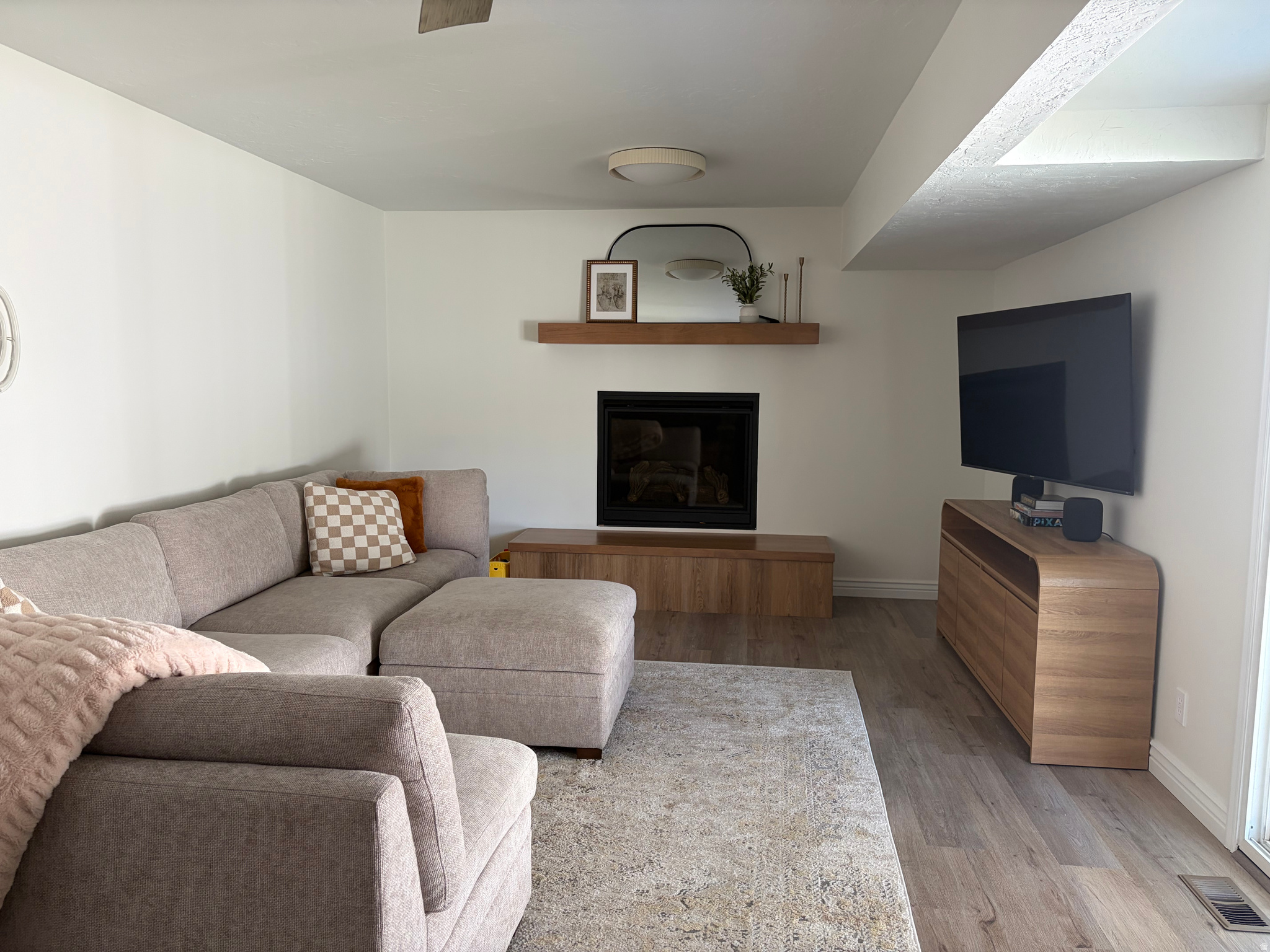 WHISPERWOOD - Residential