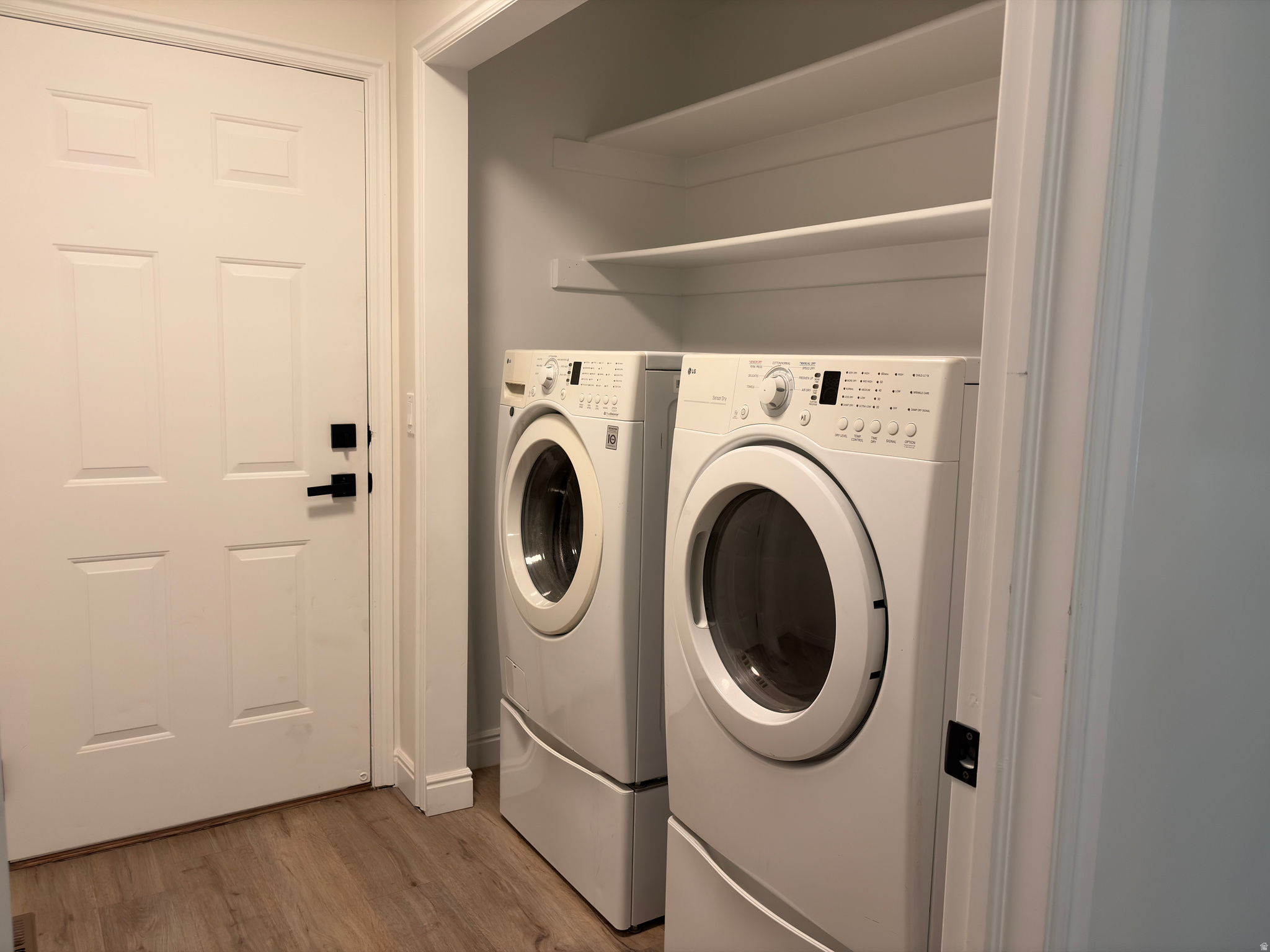 WHISPERWOOD - Residential