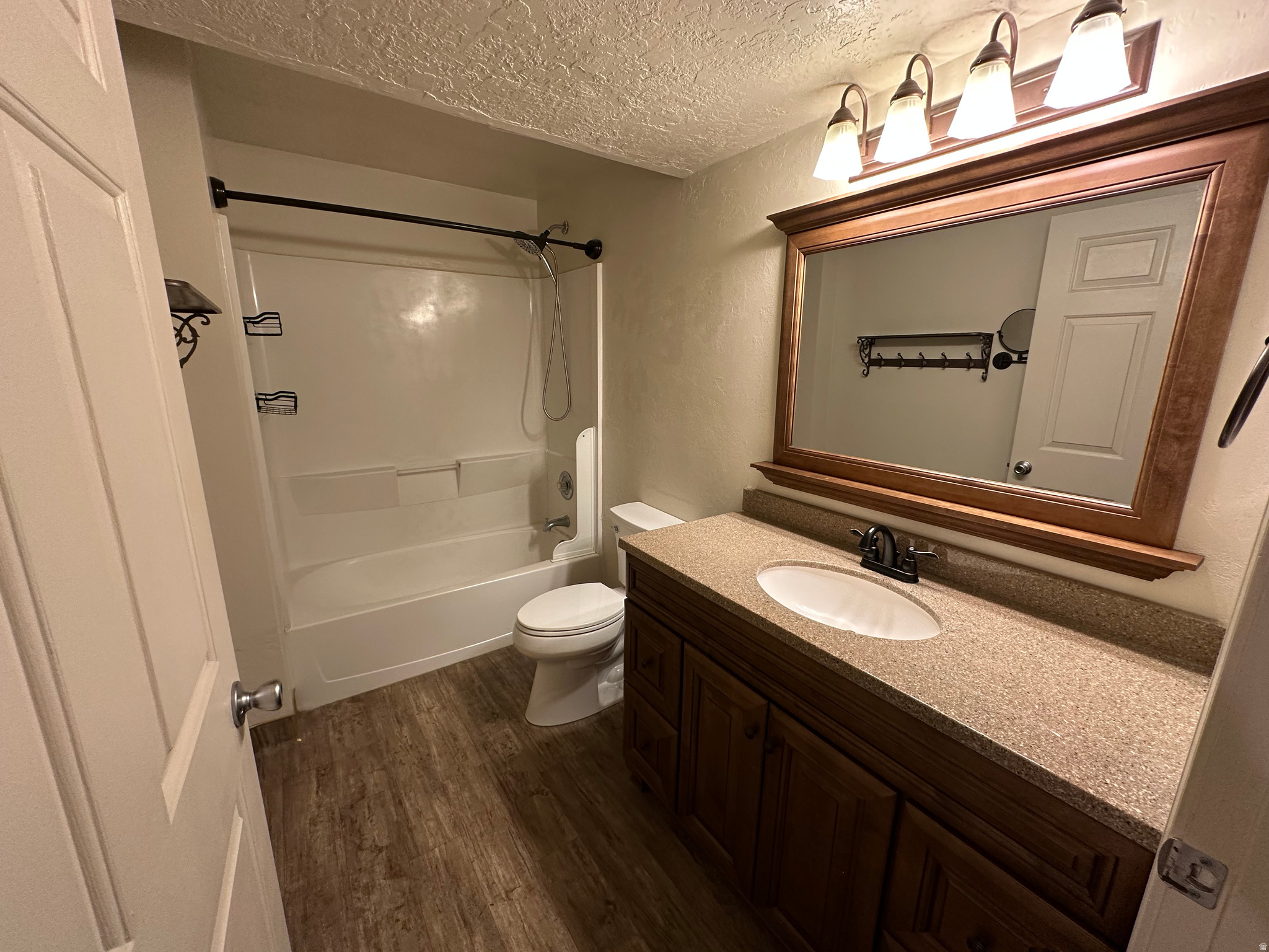 WHISPERWOOD - Residential