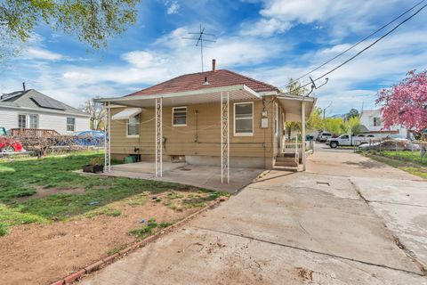 Tiny photo for 42 S 450 E, Clearfield, UT 84015 (MLS # 2147490)