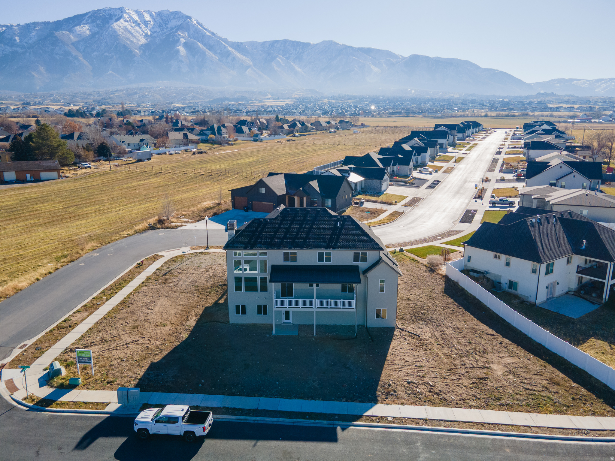RASPBERRY FIELDS - Residential