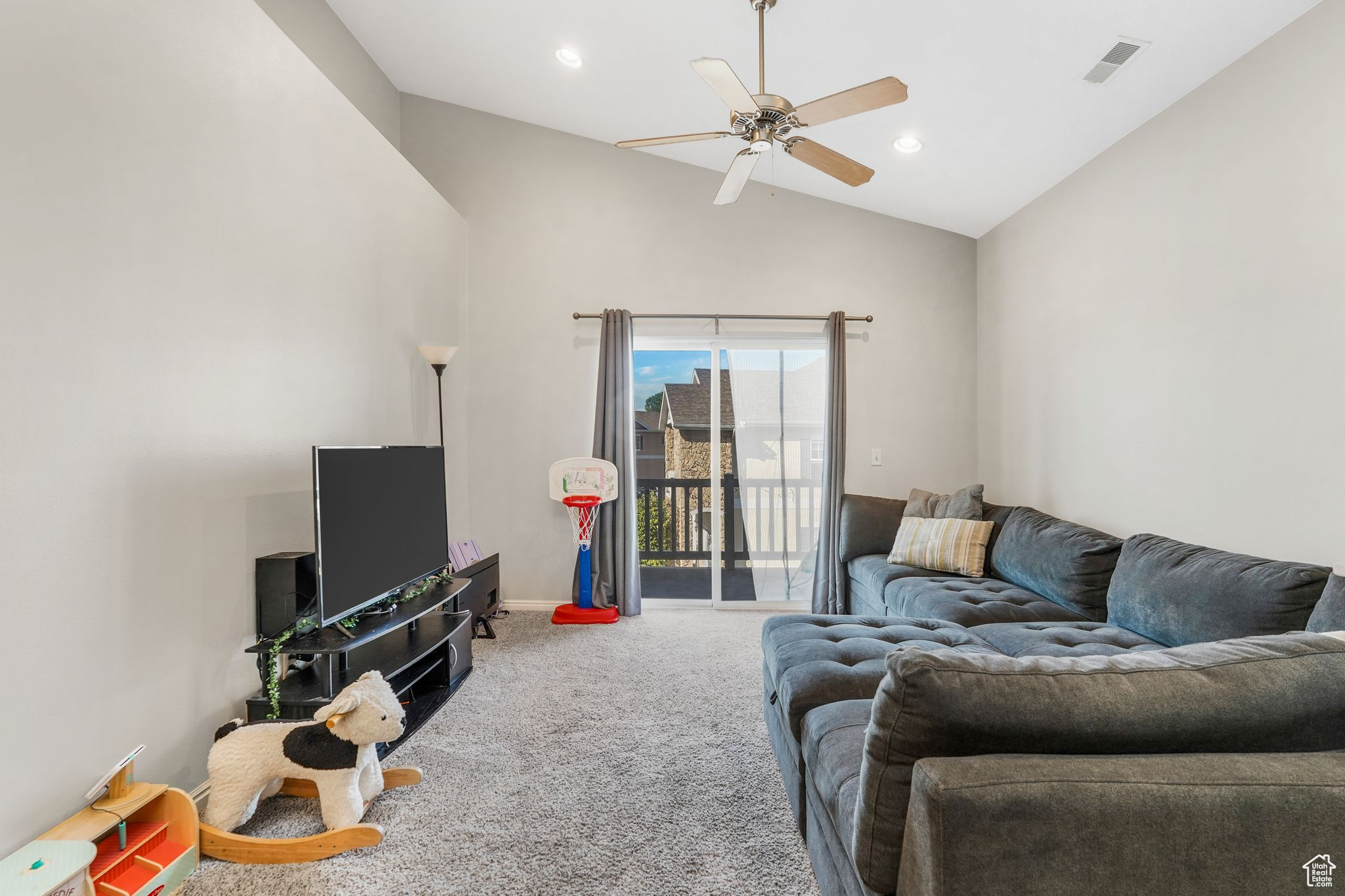 CANYON MEADOW - Residential