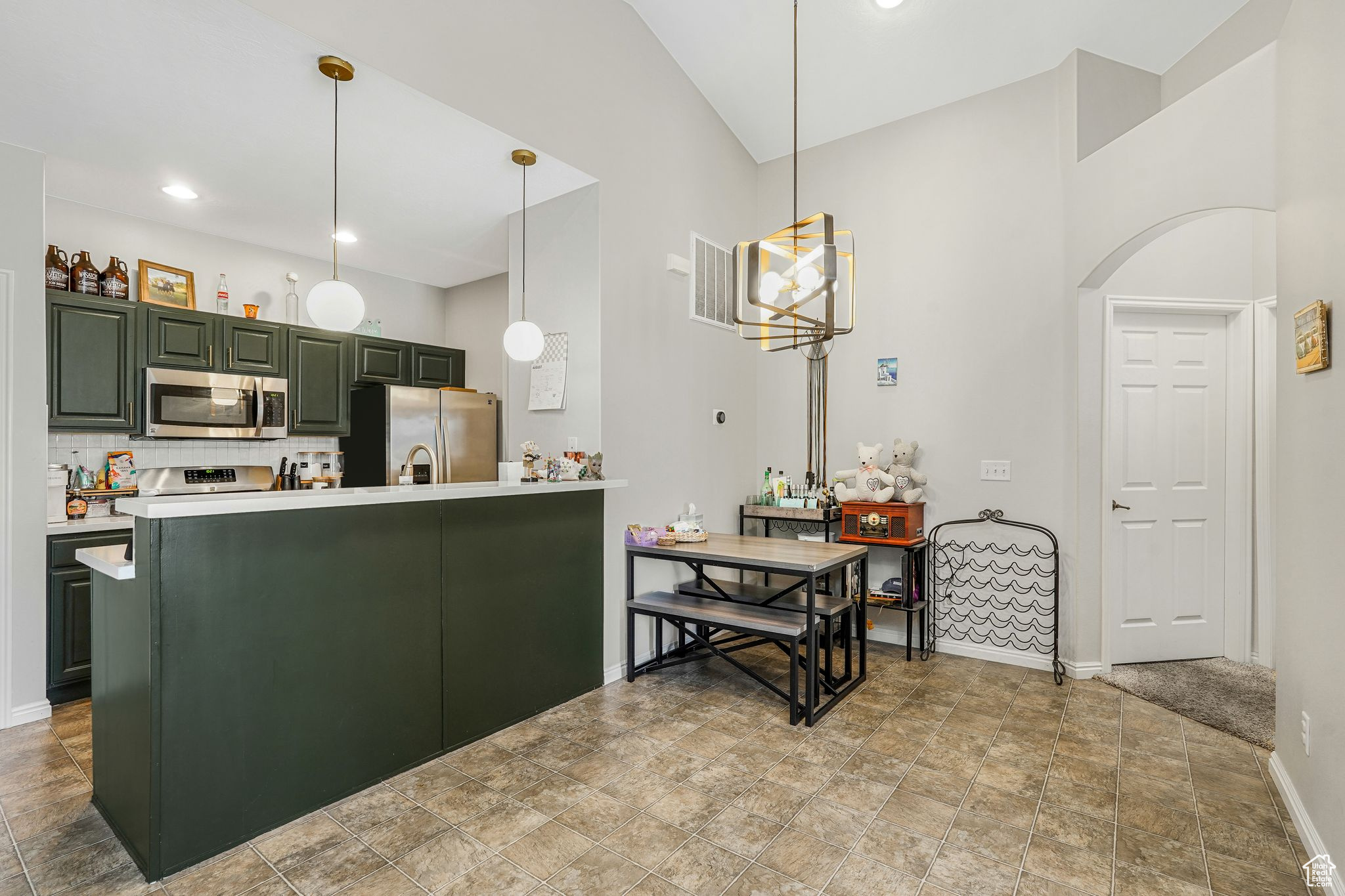 CANYON MEADOW - Residential