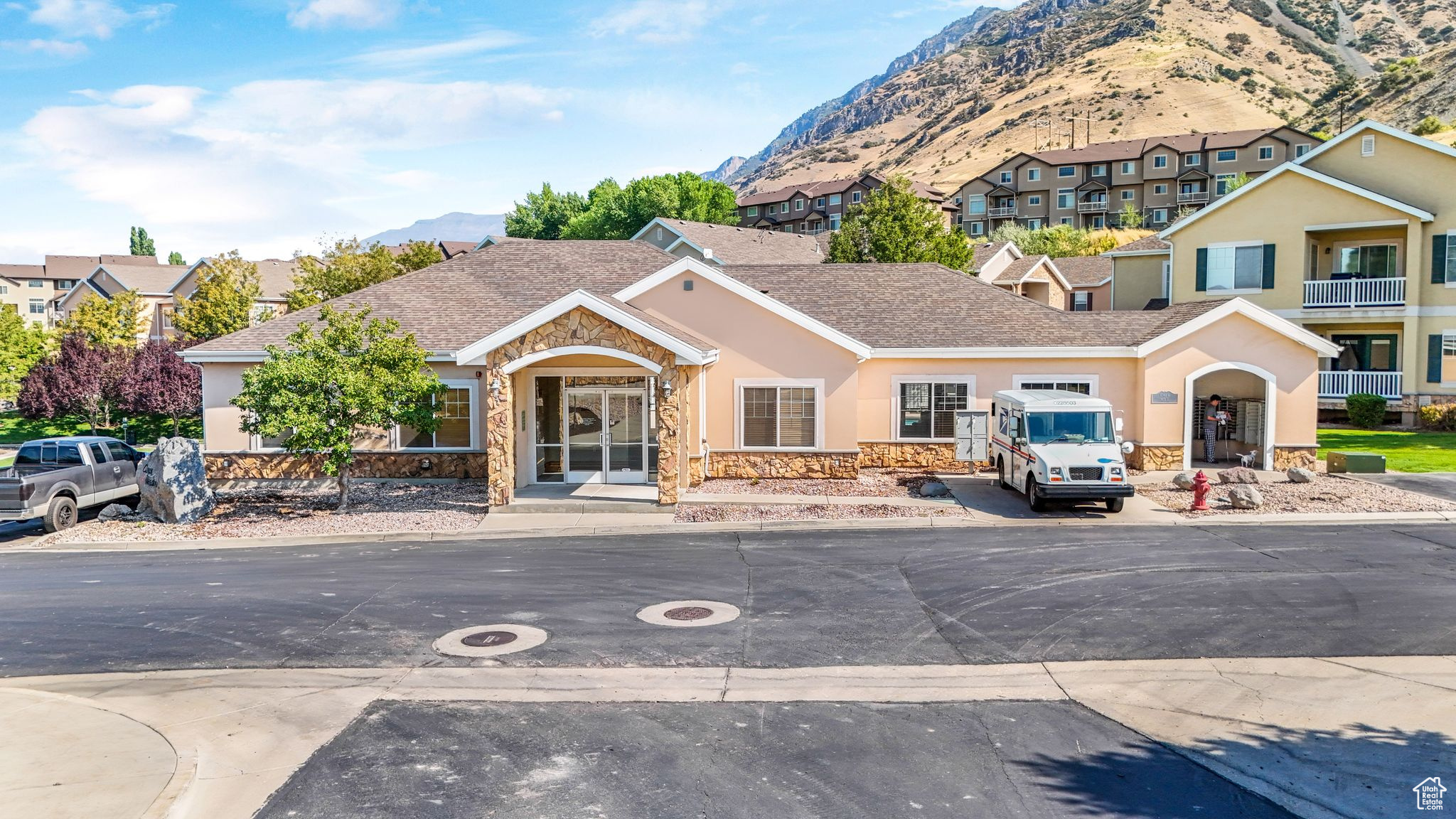 CANYON MEADOW - Residential