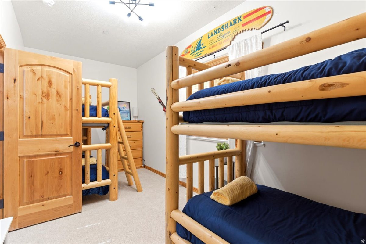 THE CASCADES - Residential