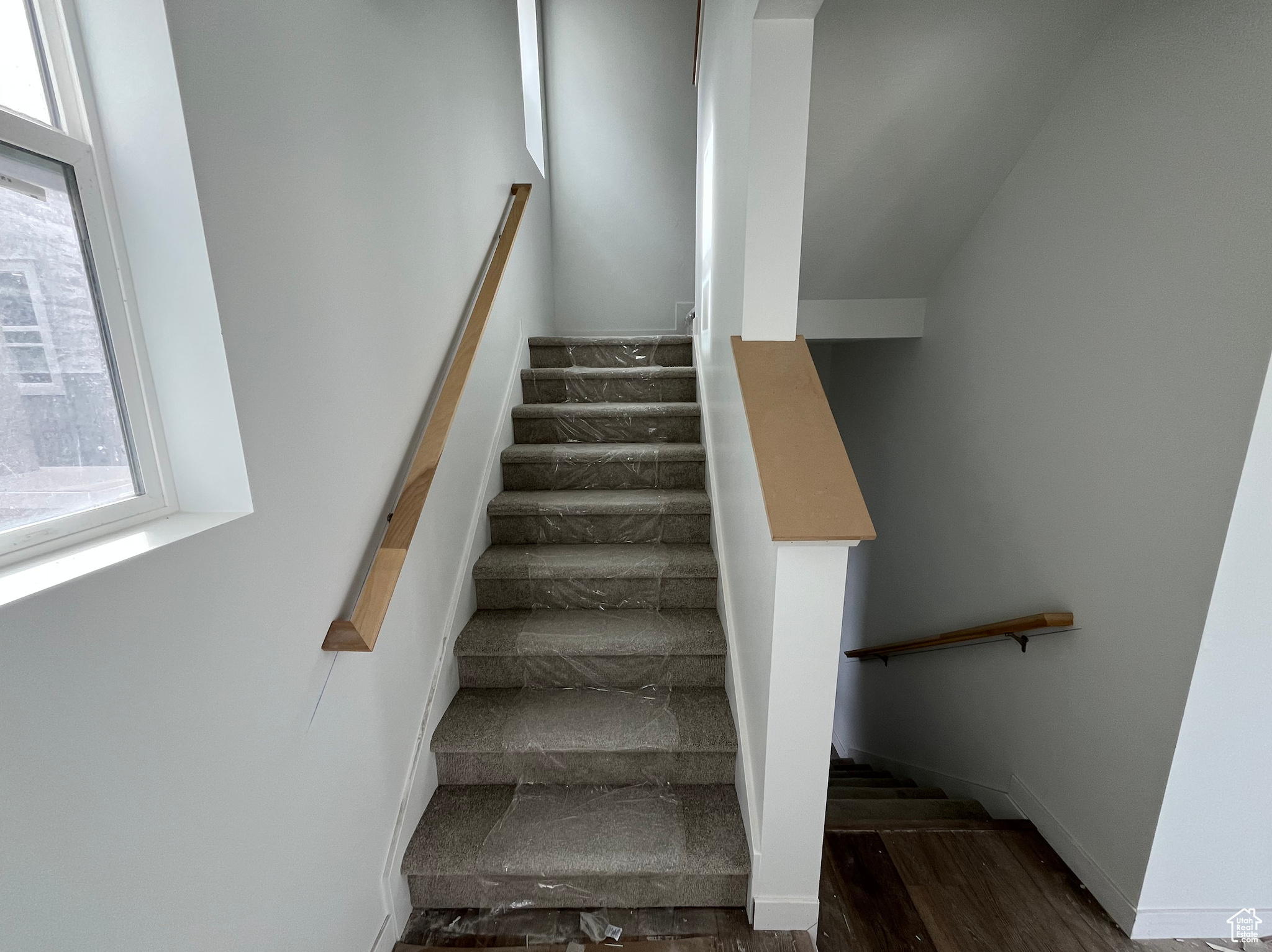 HUNTINGTON RANCH - Residential