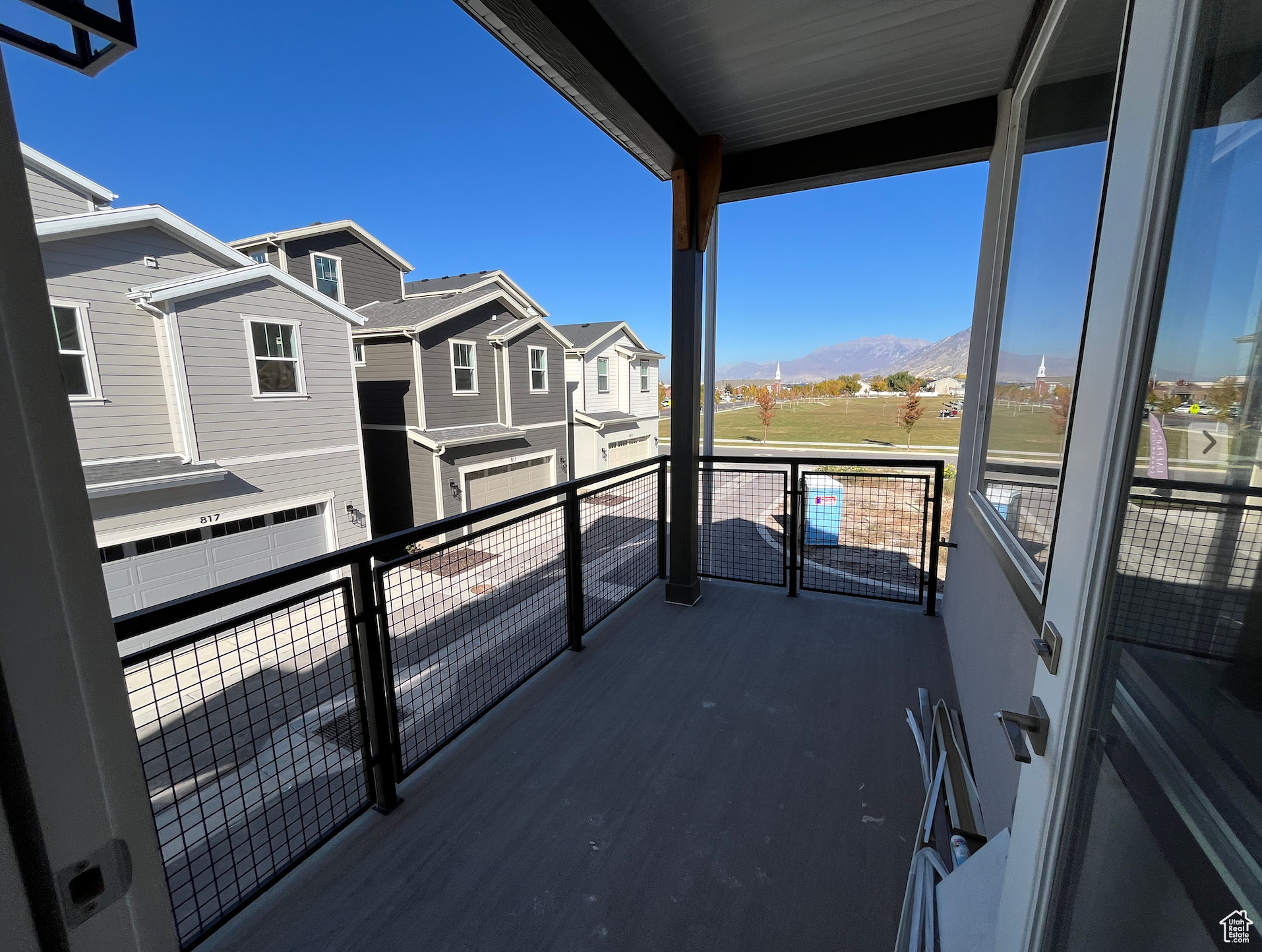 HUNTINGTON RANCH - Residential