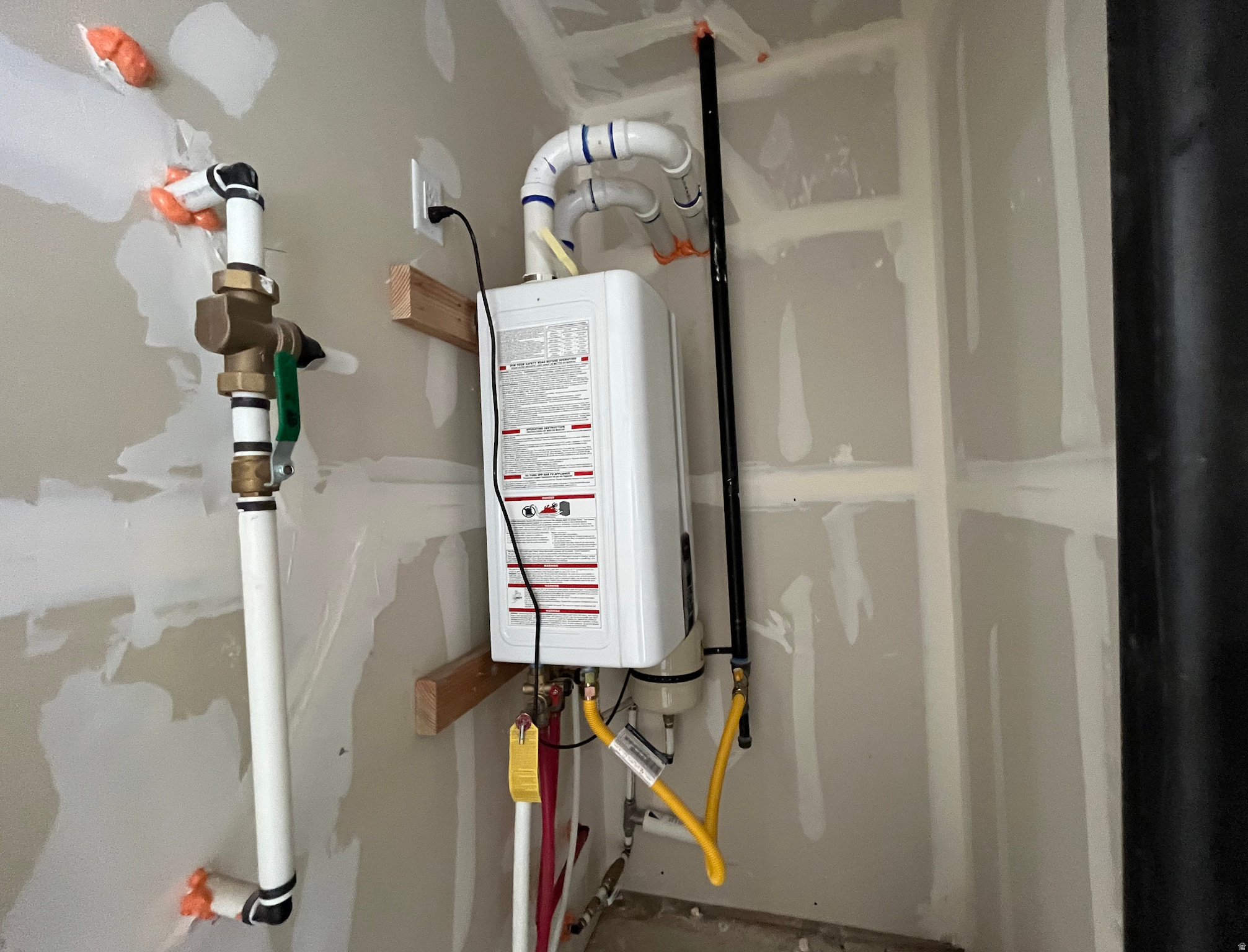 HUNTINGTON RANCH - Residential