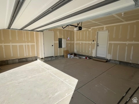 HUNTINGTON RANCH - Residential