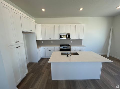 Tiny photo for 895 W HOBBLE CREEK CT S #90, Springville, UT 84663 (MLS # 2111375)