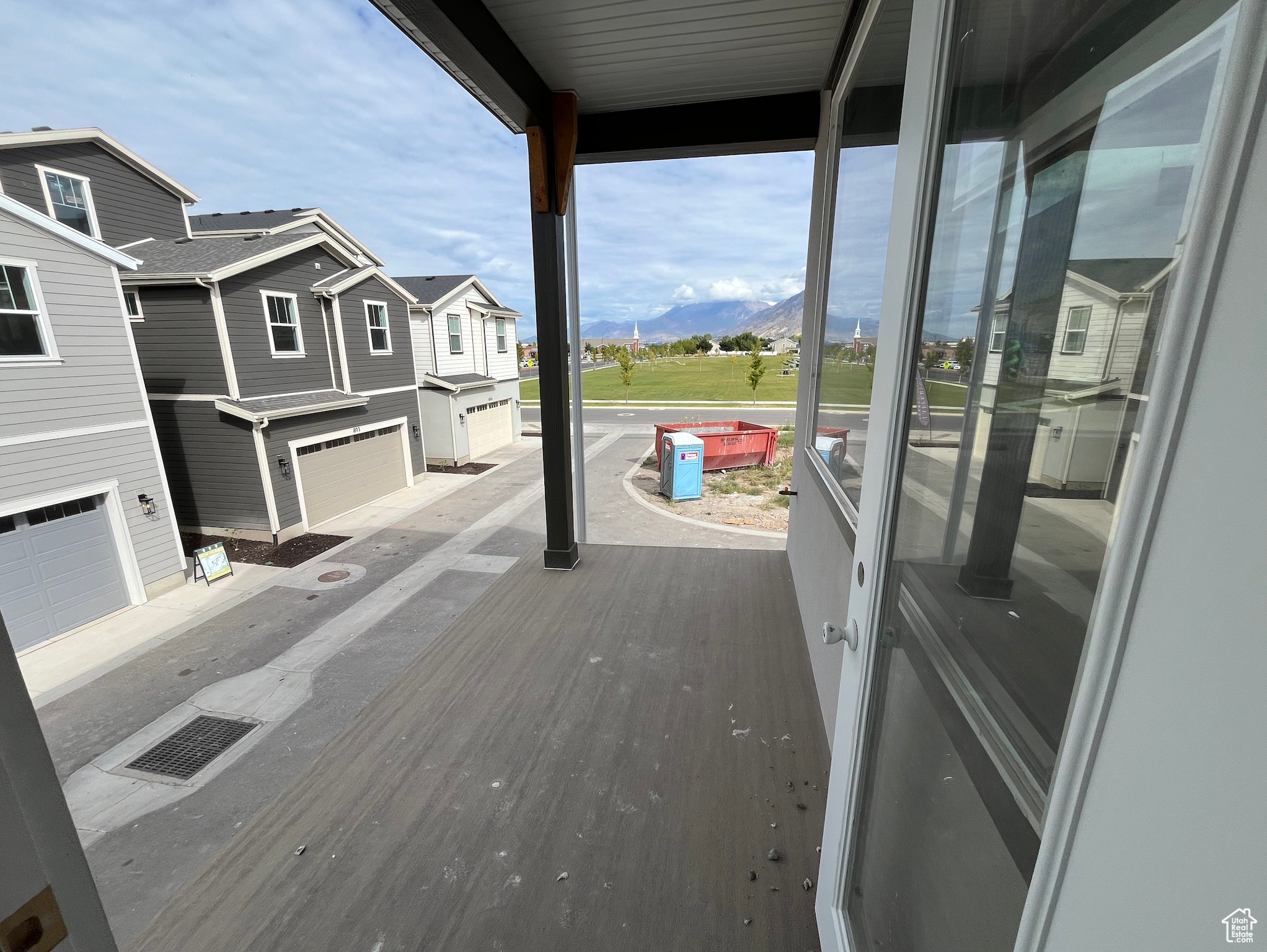 HUNTINGTON RANCH - Residential
