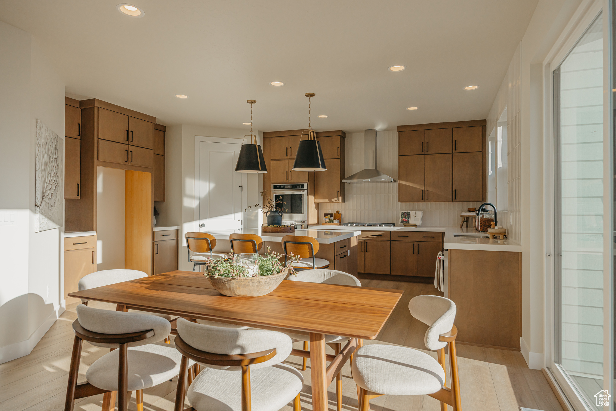 CANYON POINT - Residential