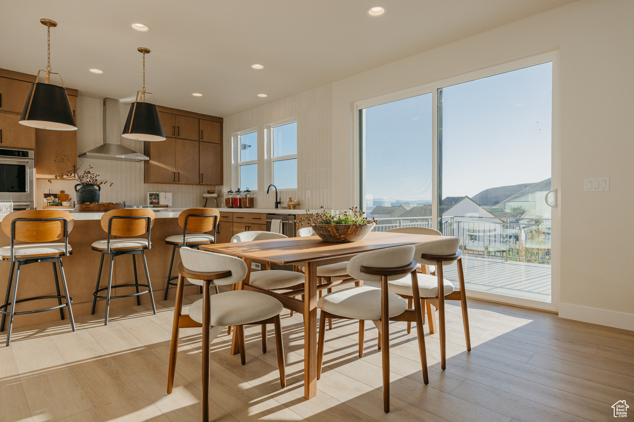 CANYON POINT - Residential