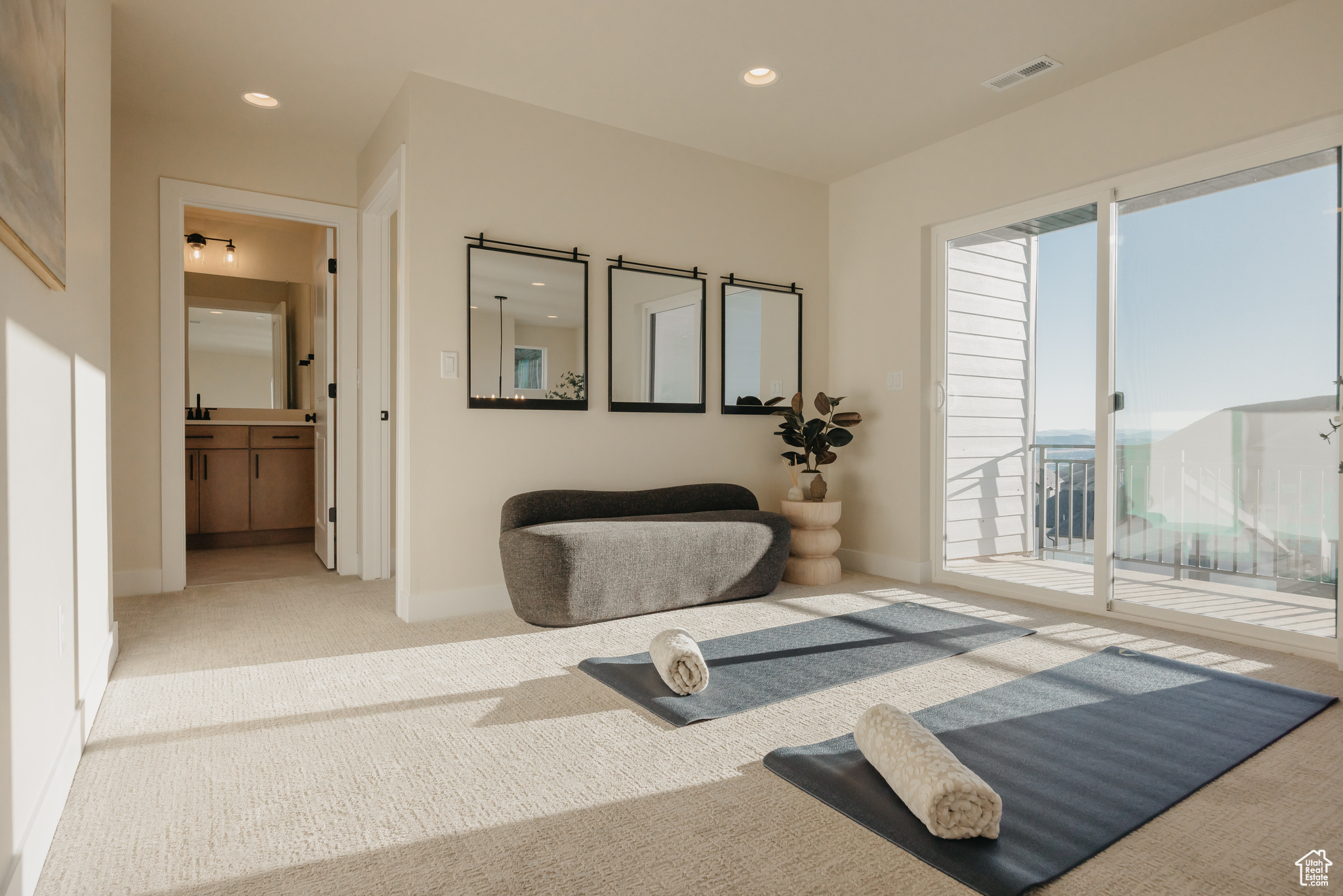 CANYON POINT - Residential